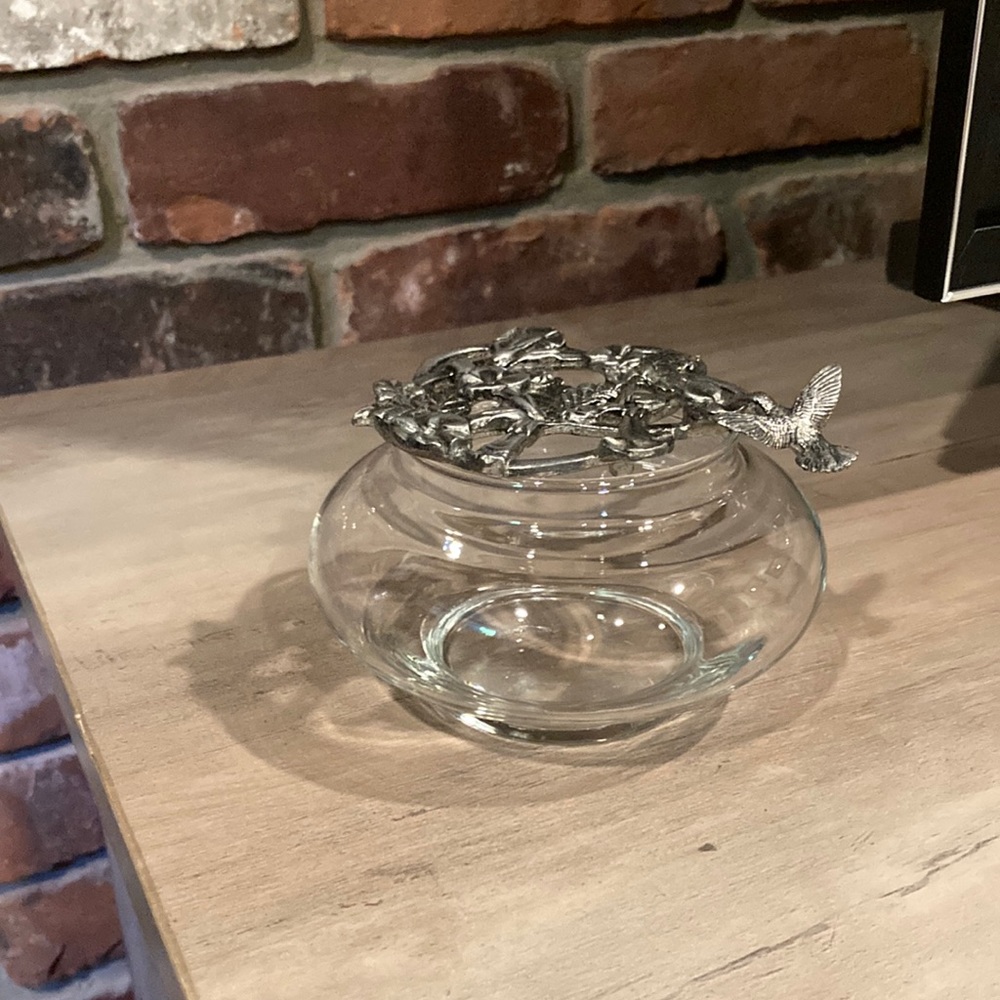 Small Metzke Pewter Lidded Dish with a Hummingbird and flowers